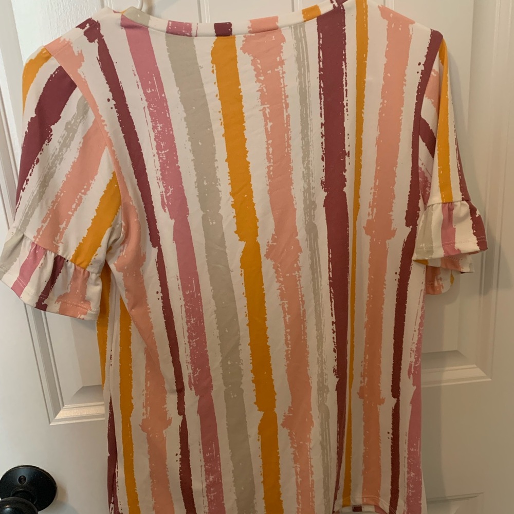 Colorful Top, size small, ruffle sleeves